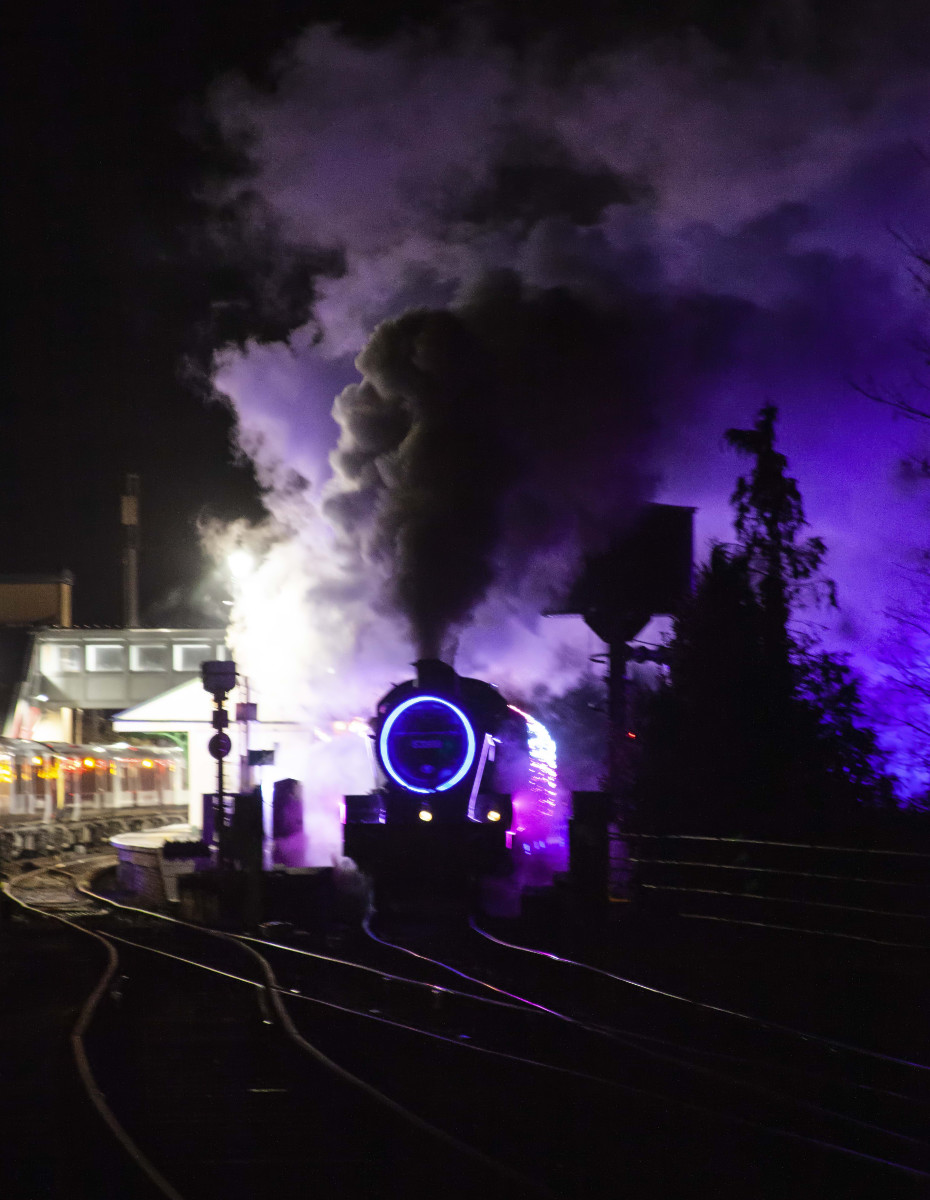 S&D 7F No. 53808 at the Watercress Line's Steam Illuminations on 4 December 2021.