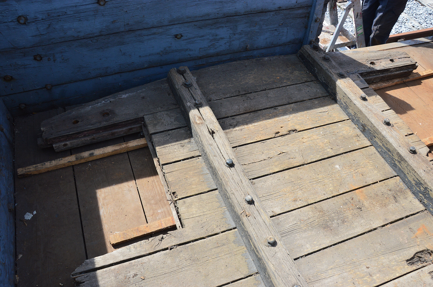 Wells brake van end section - this is the exterior of the other end, which is in better condition - note the outside frame