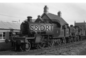 Templecombe; 40171, 40634 and others in Lower Yard, 11-09-60 (1); G A Richardson