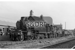 Templecombe; 40171, 40634 and others in Lower Yard, 11-09-60 (2); G A Richardson