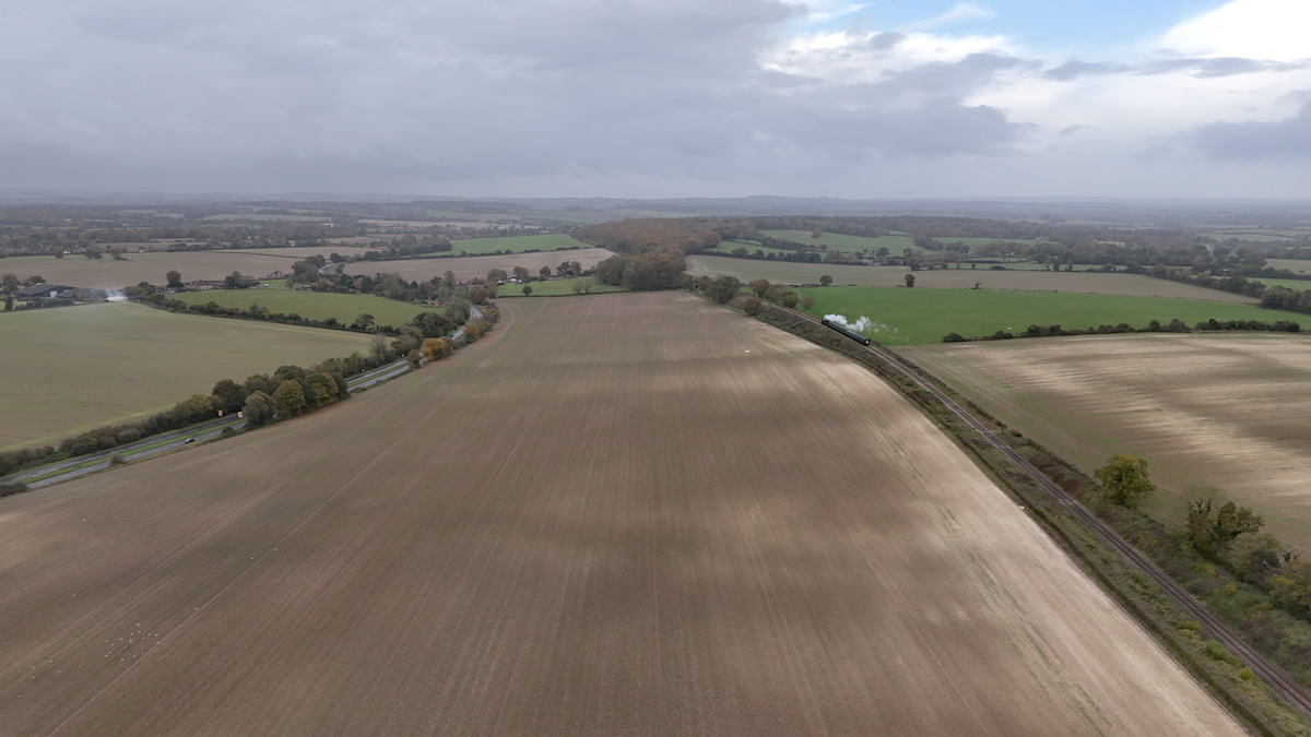 53808 fades into the distance between Medstead and Ropley on 4 November 2023.