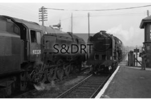 Stalbridge; 92220 'Evening Star' & 92224 passing, 12-09-63; G A Richardson