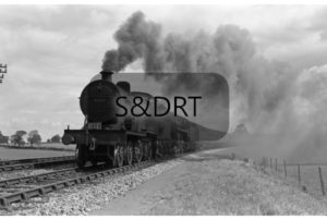 Chilcompton; 40697 & 73047 on 9.08 am 1O90 Birmingham-Bournemouth service; G A Richardson