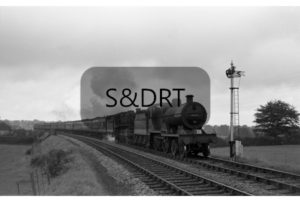 Masbury summit; 40697 & 73050 on 2B92 9.03 am Bristol-Bournemouth service; G A Richardson