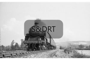 Shillingstone; 82039 with Up passenger/milk service, 1959; G A Richardson