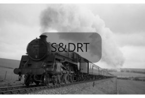 France Farm; 73052 on 10-car Up through service; G A Richardson