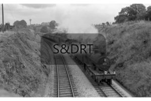 Chilcompton; 40700 & 73052 on 9.08 am 1O90 Birmingham-Bournemouth service; G A Richardson