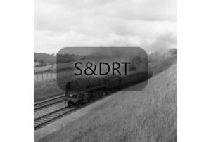 Chilcompton; 92245 on 1O91 Nottingham-Bournemouth service, summer 1962; G A Richardson