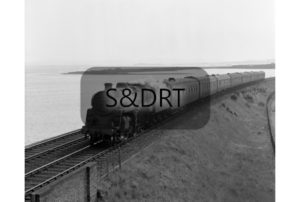 Poole; Standard Class 4 No. 76058 on seven-car Up service; G A Richardson